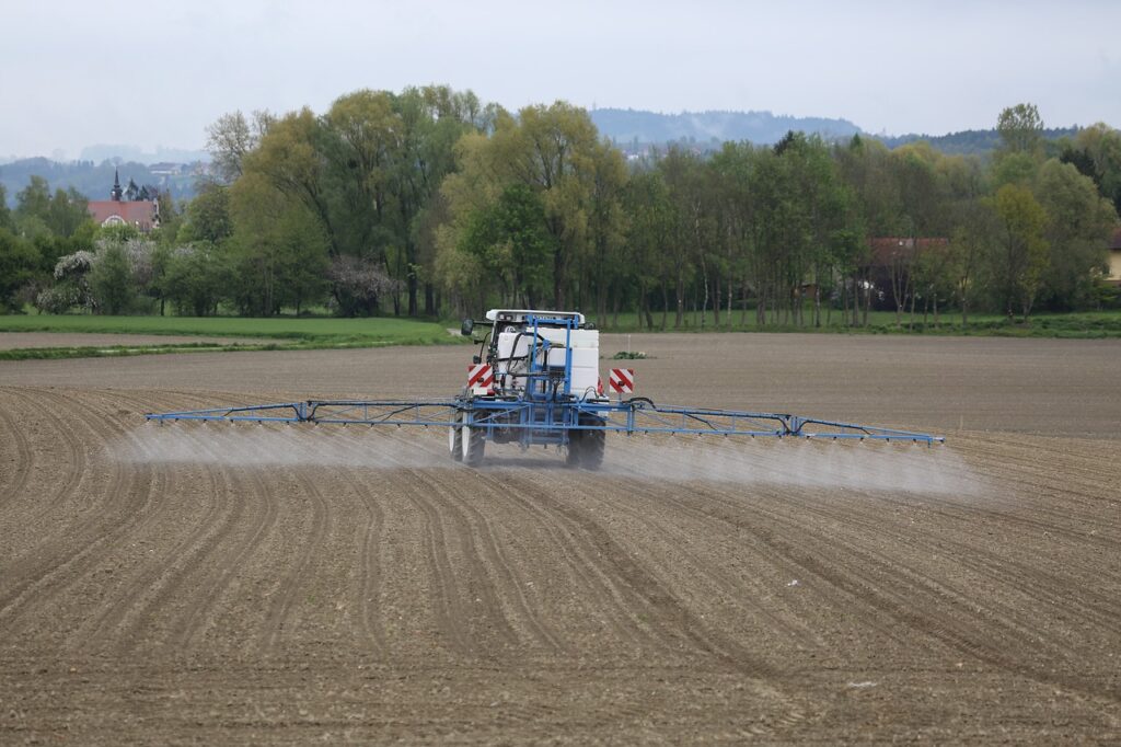 champs traité aux pesticides